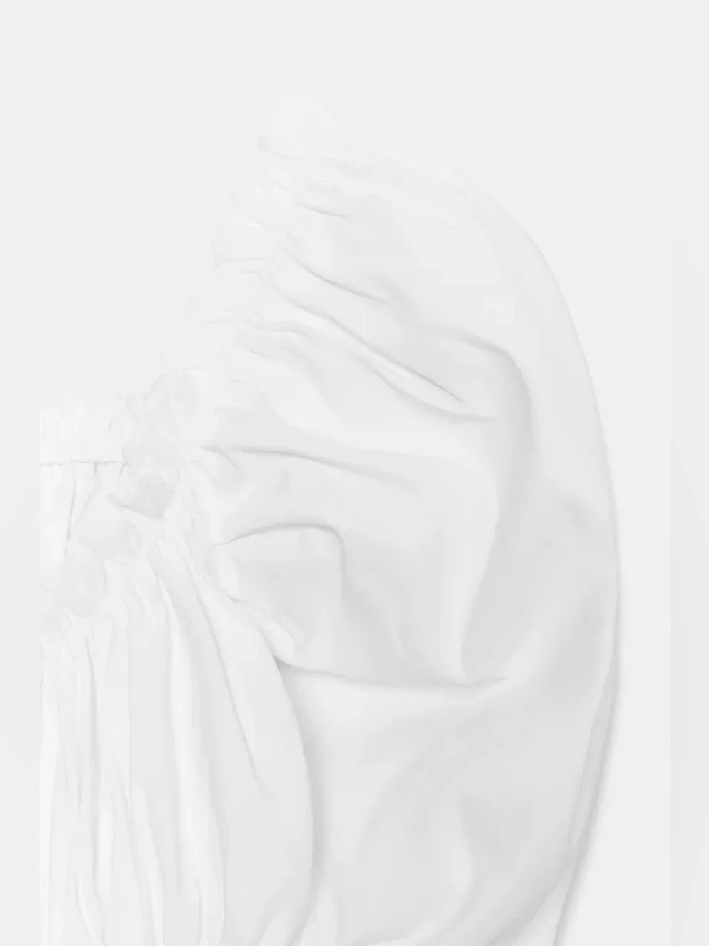 Zara White Smocked Puff-Sleeve Blouse. POP